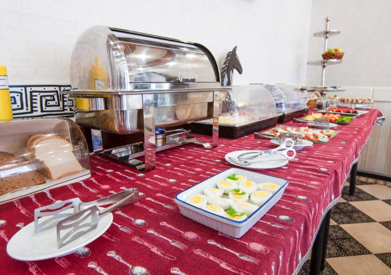 Pension Horse Inn Kosice Luaran gambar